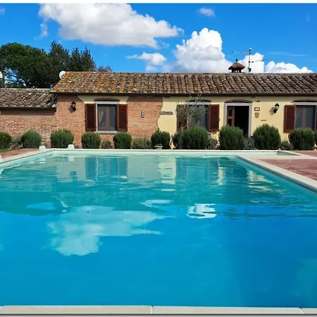 Holiday home Villino Cortona: Tuscan Retreat With Private Pool And Wi-fi