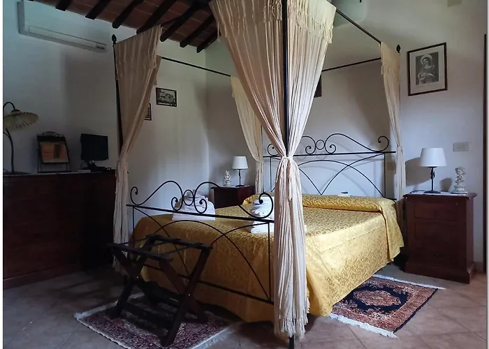 Holiday home Villino Cortona: Tuscan Retreat With Private Pool And Wi-fi *